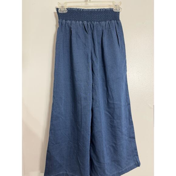 NEW American Eagle Size XXS Smocked Wide Leg Pull On Denim Pants Blue Jeans - Picture 3 of 3